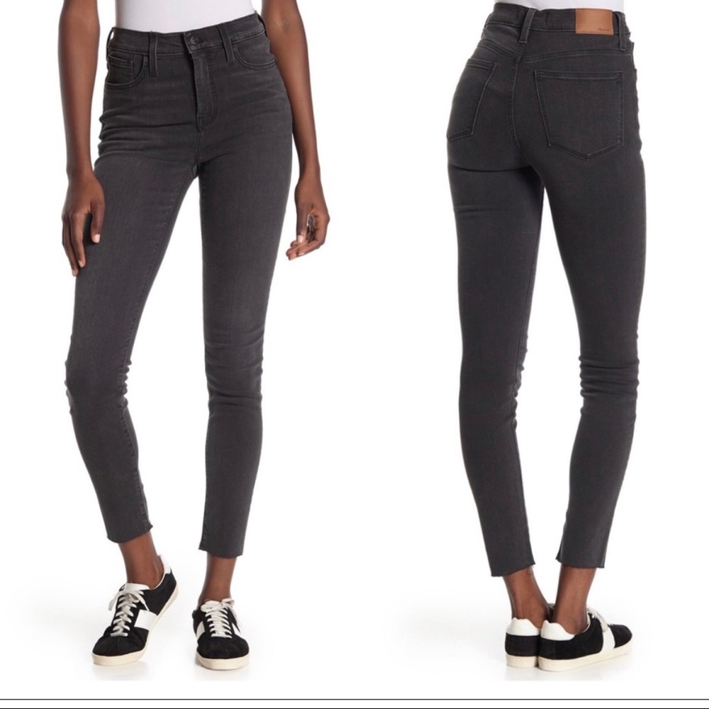 Madewell | Black Wash 9” High-Rise Skinny Jeans